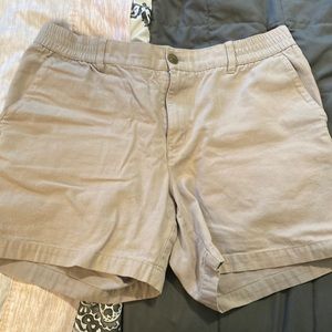Selling khaki southern proper shorts